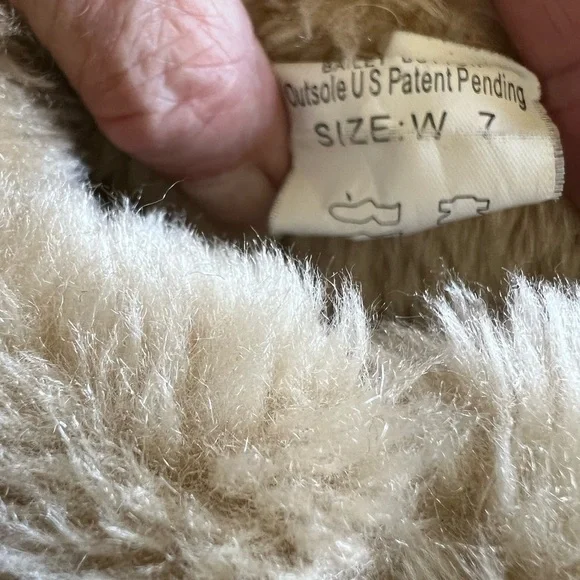 Ugg Classic Fit Tall Boot Size 7 Color Chestnut - Picture 7 of 11